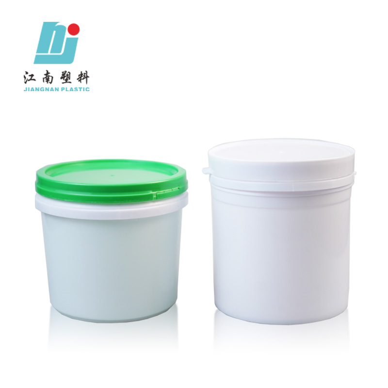 一升涂料罐2